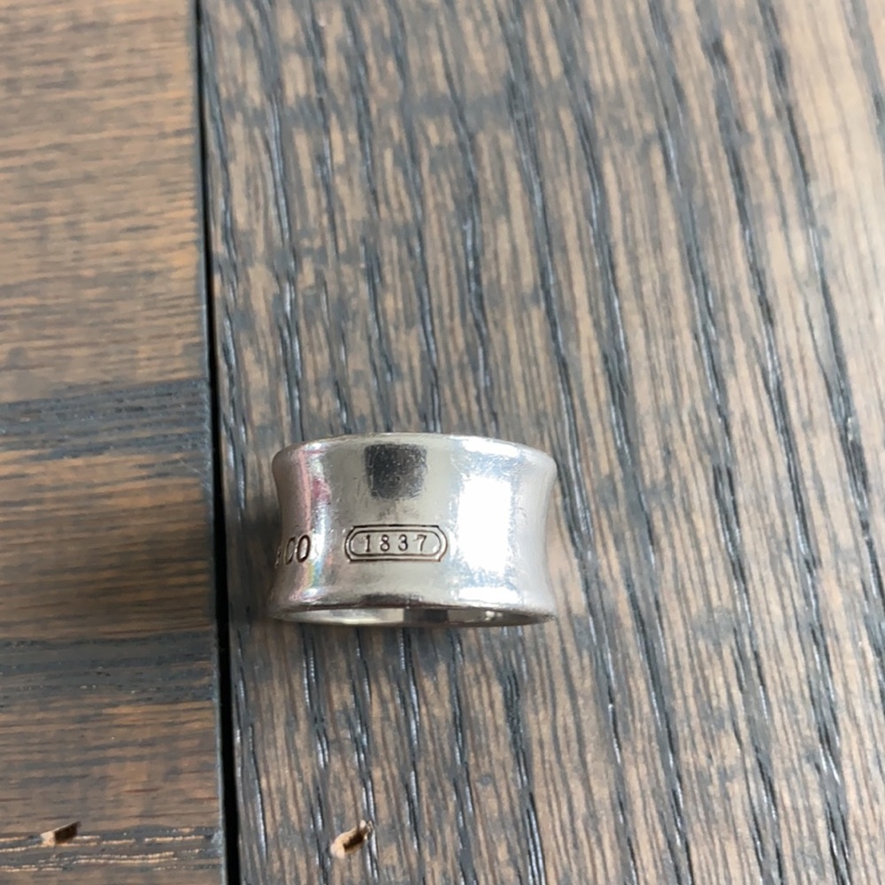 Ring - Picture 4 of 4